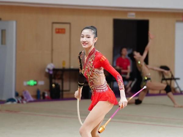 花样游泳四川女子冠军是哪个_四川女子花样游泳冠军是_四川花样游泳